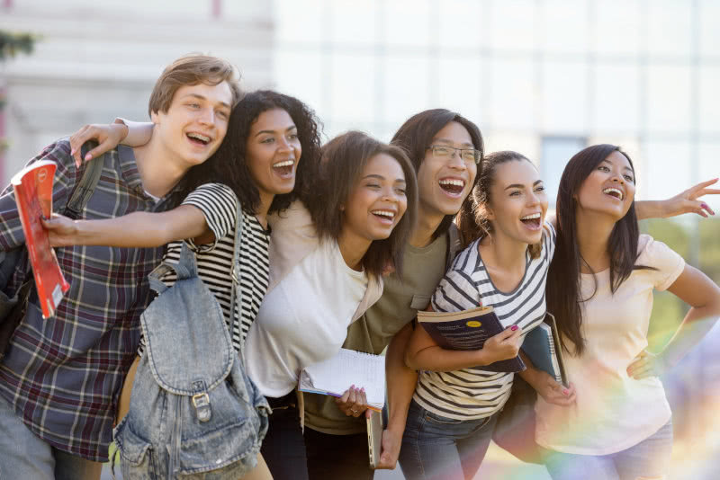 picture of a group of Thai international students